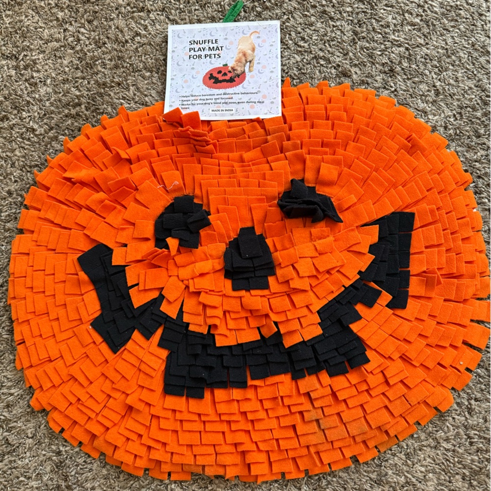 NWT Snuffle Halloween Play Mat For‎ Pets Dogs Sniff Mat Learning Toy
